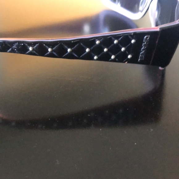 Chanel sunglasses. Great condition. Chanel code 5097 853/87 61017 125. - Picture 6 of 6